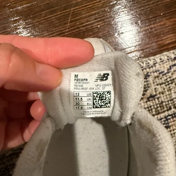 New Balance Kids' Cream Sneakers - Picture 5 of 5